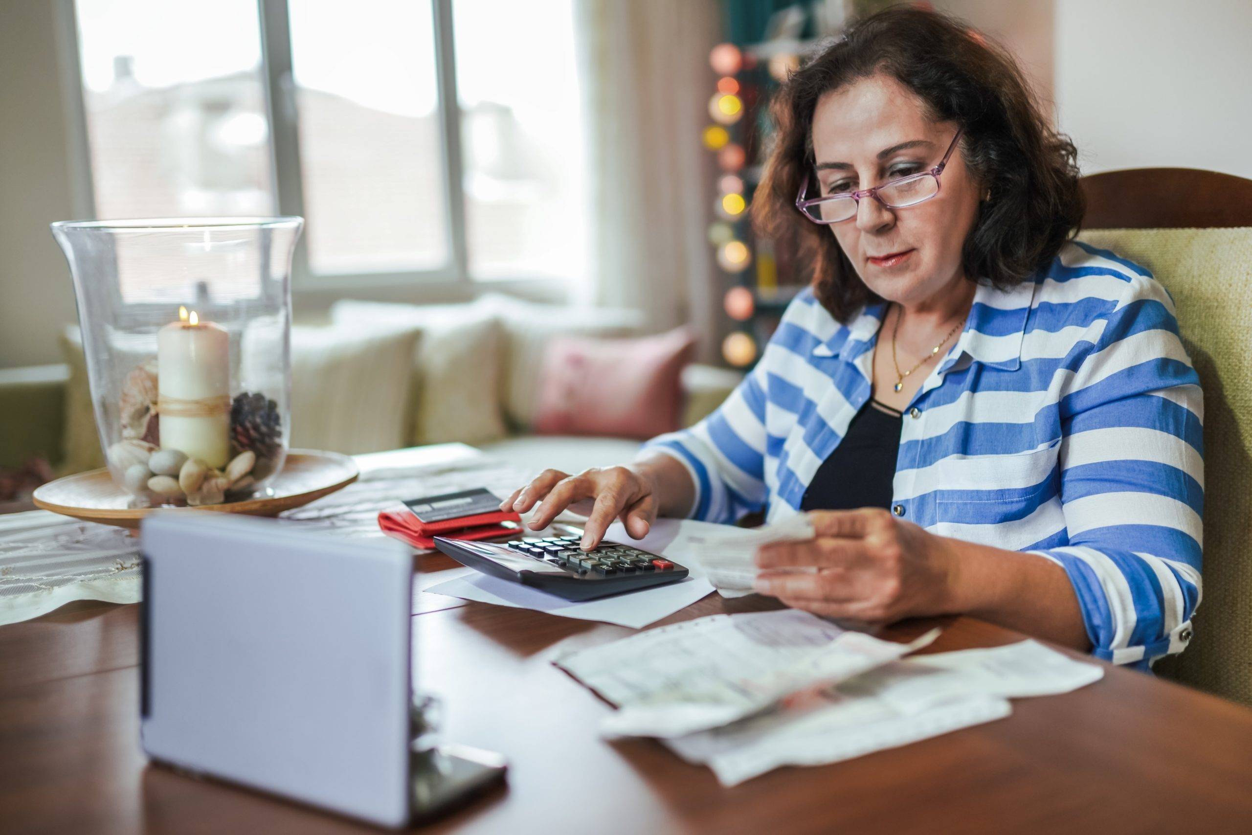 “Een beetje geven, veel afpakken”