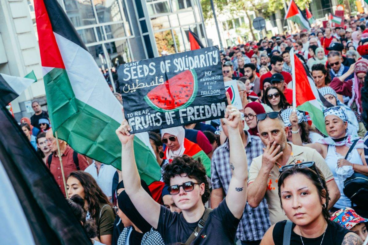 Internationale solidariteit en wereldvrede: geen holle slogans
