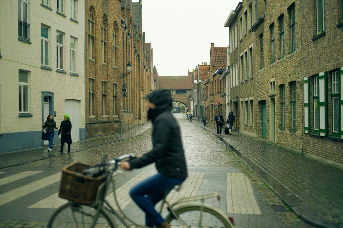 Trein, wagen, fiets of telewerken? Het Belgische woon-werkverkeer in kaart gebracht