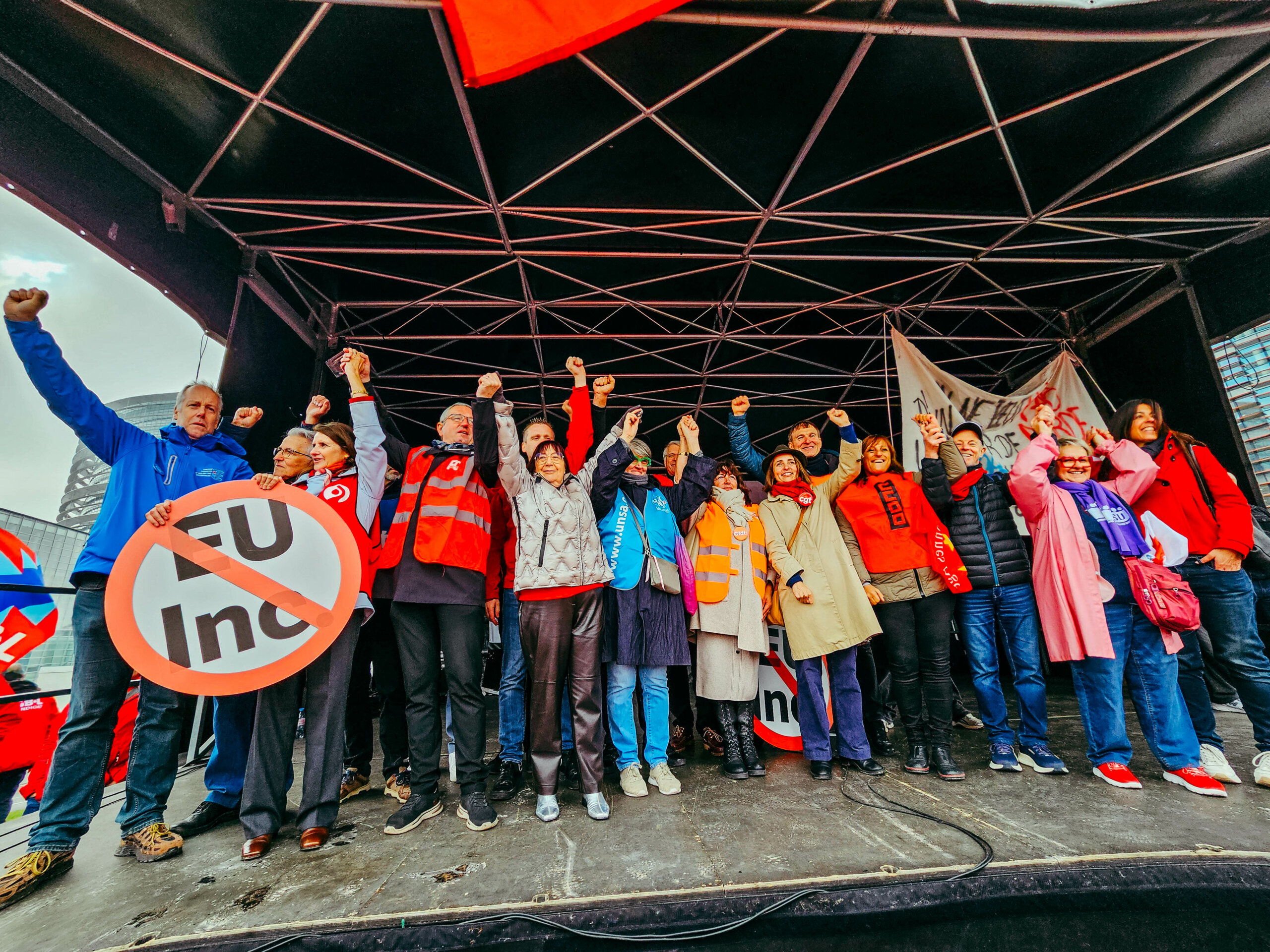 Europese vakbonden: “Zet werknemers niet in achteruit”