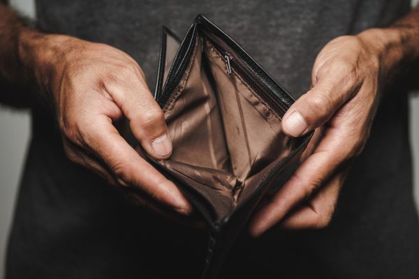 Worden we armer? Zes onthutsende vaststellingen uit de Armoedebarometer